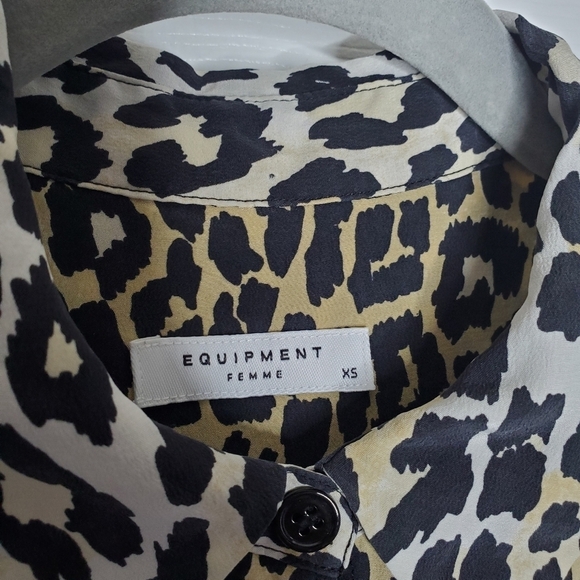 Equipment Black Cheetah Leopard Print Silk Button Down Blouse Shirt - Picture 7 of 8